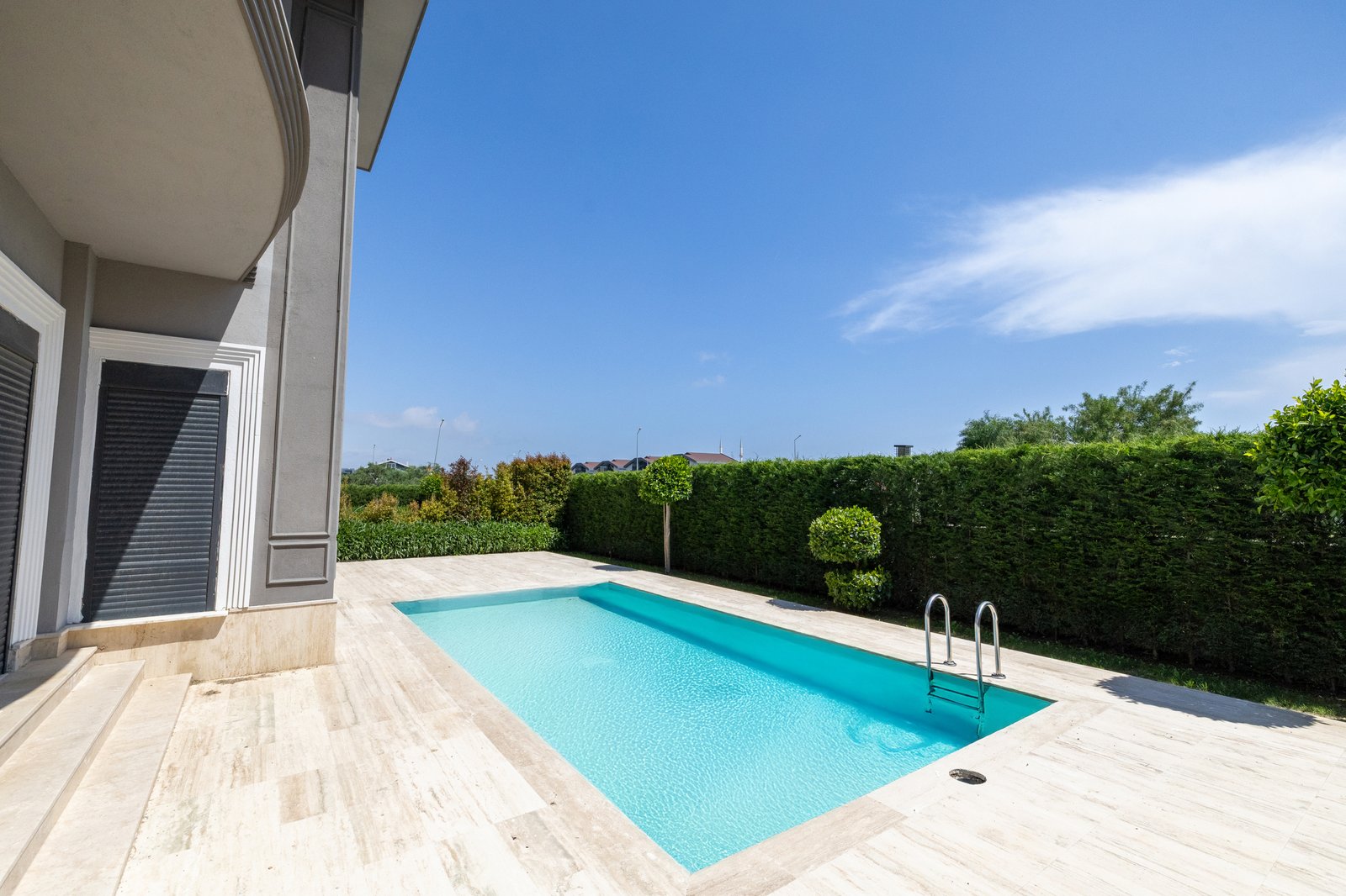 img-property